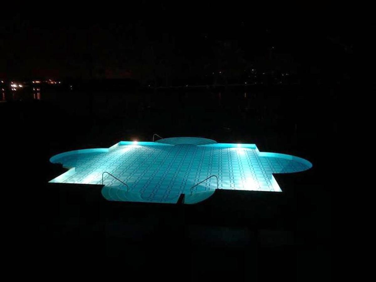 Charming Apartment In Estombar With Private Pool. Dış mekan fotoğraf