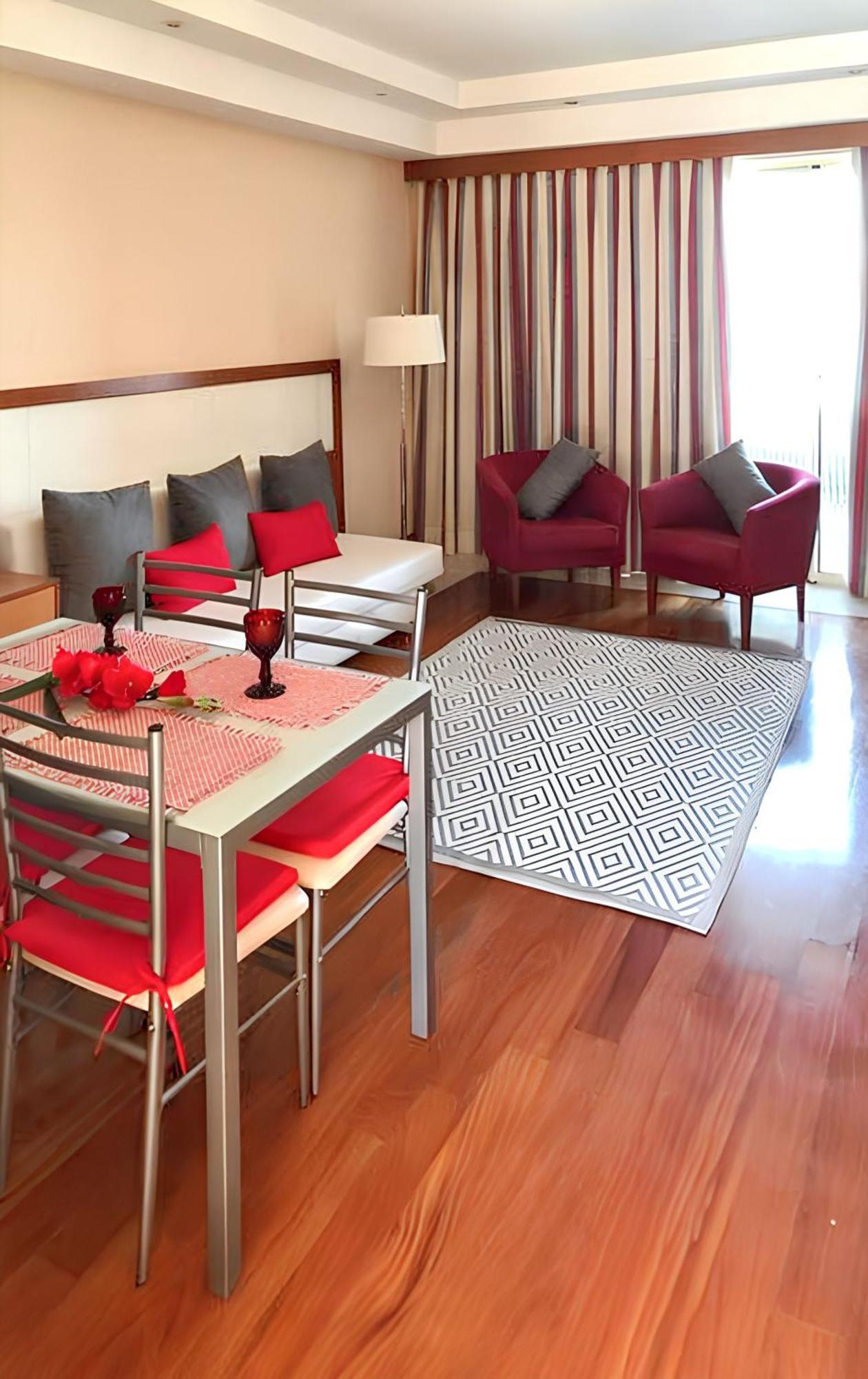 Charming Apartment In Estombar With Private Pool. Dış mekan fotoğraf